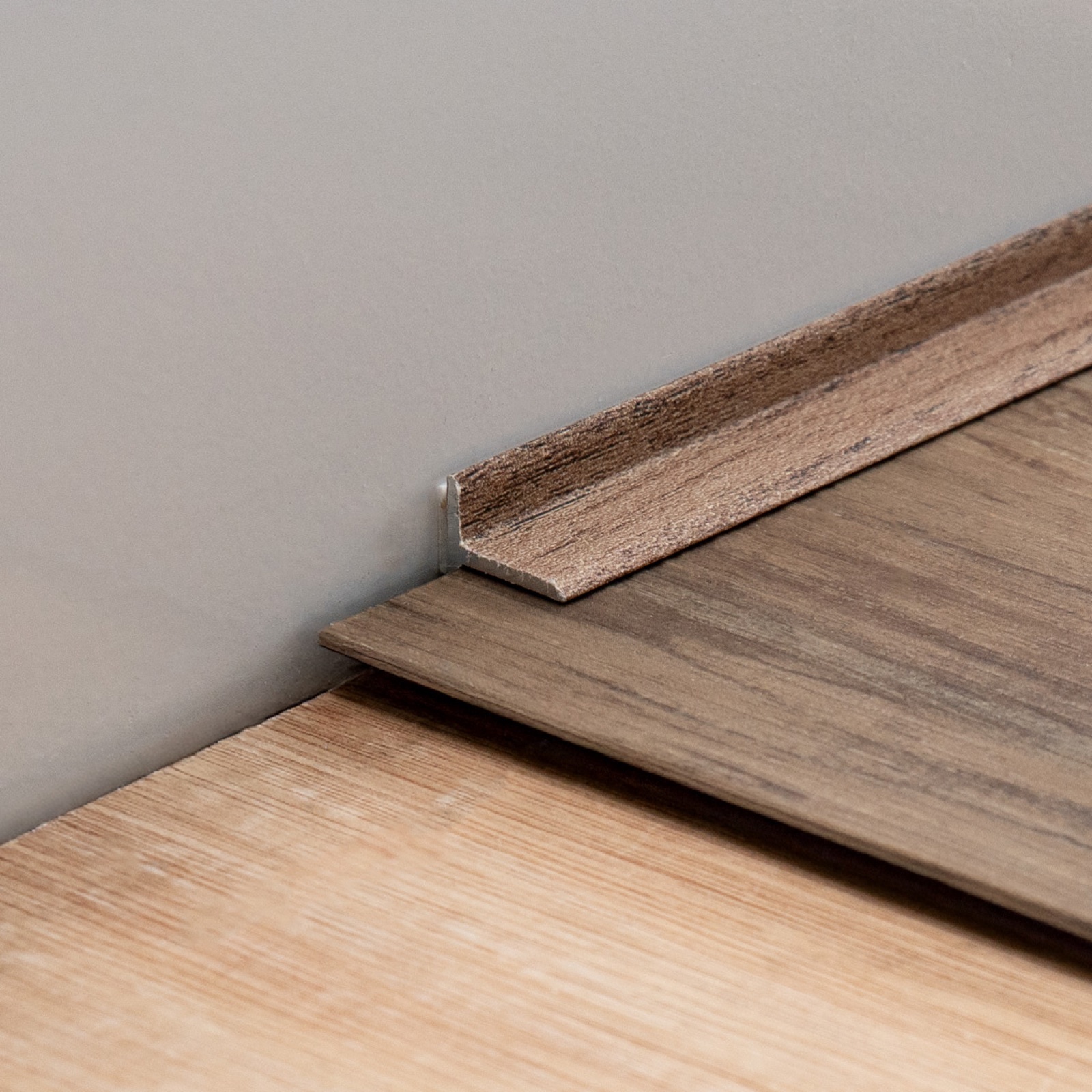 Luvanto Distressed Olive Wood Finishing Strip 2