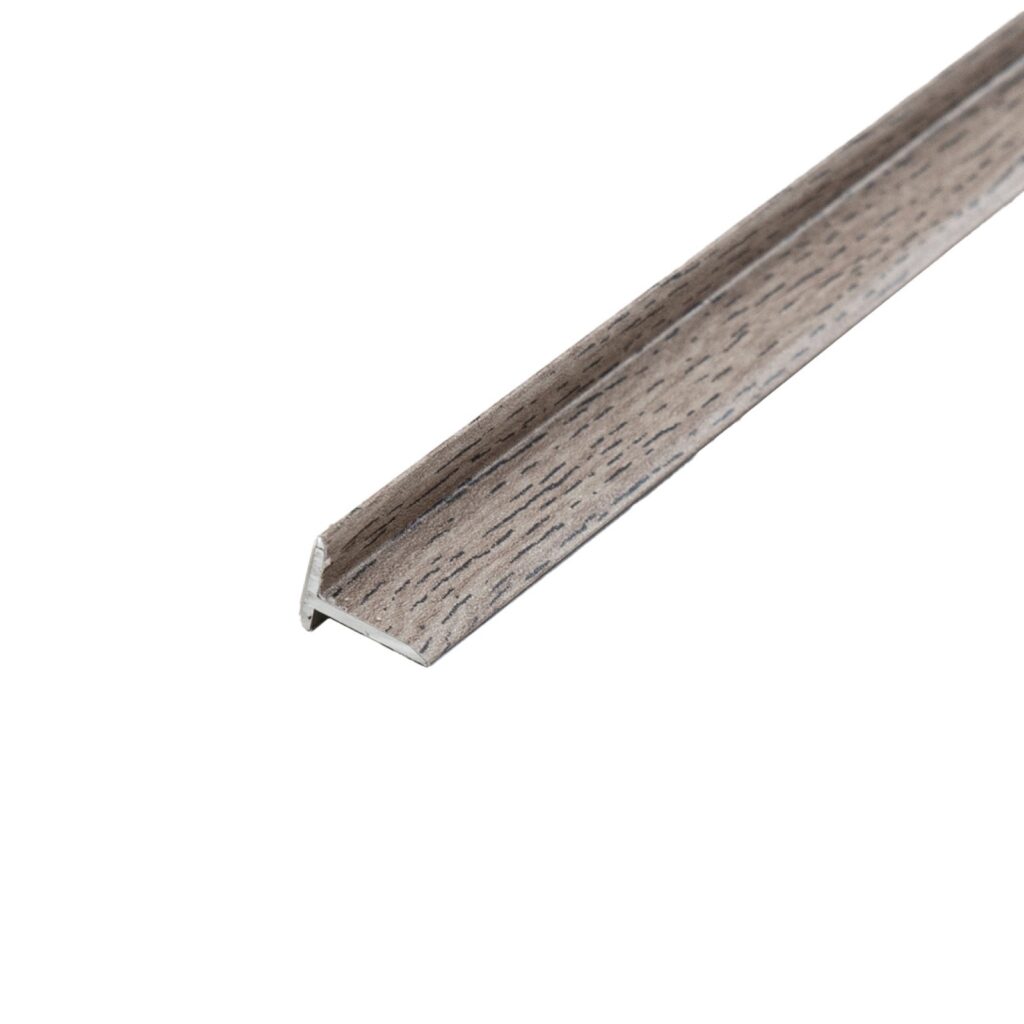 Luvanto Reclaimed Oak Finishing Strip