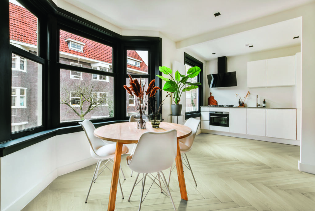 Luvanto Click Plus White Oak Herringbone